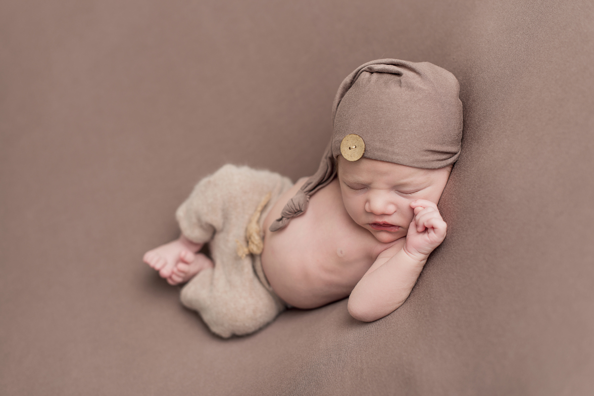 Nyföddfotografering Norrköping – Pascal 9 dagar